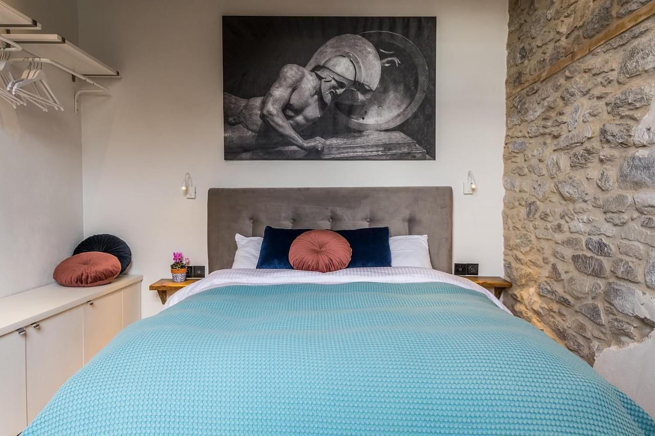 Pomegranate Suites Kavála ภายนอก รูปภาพ