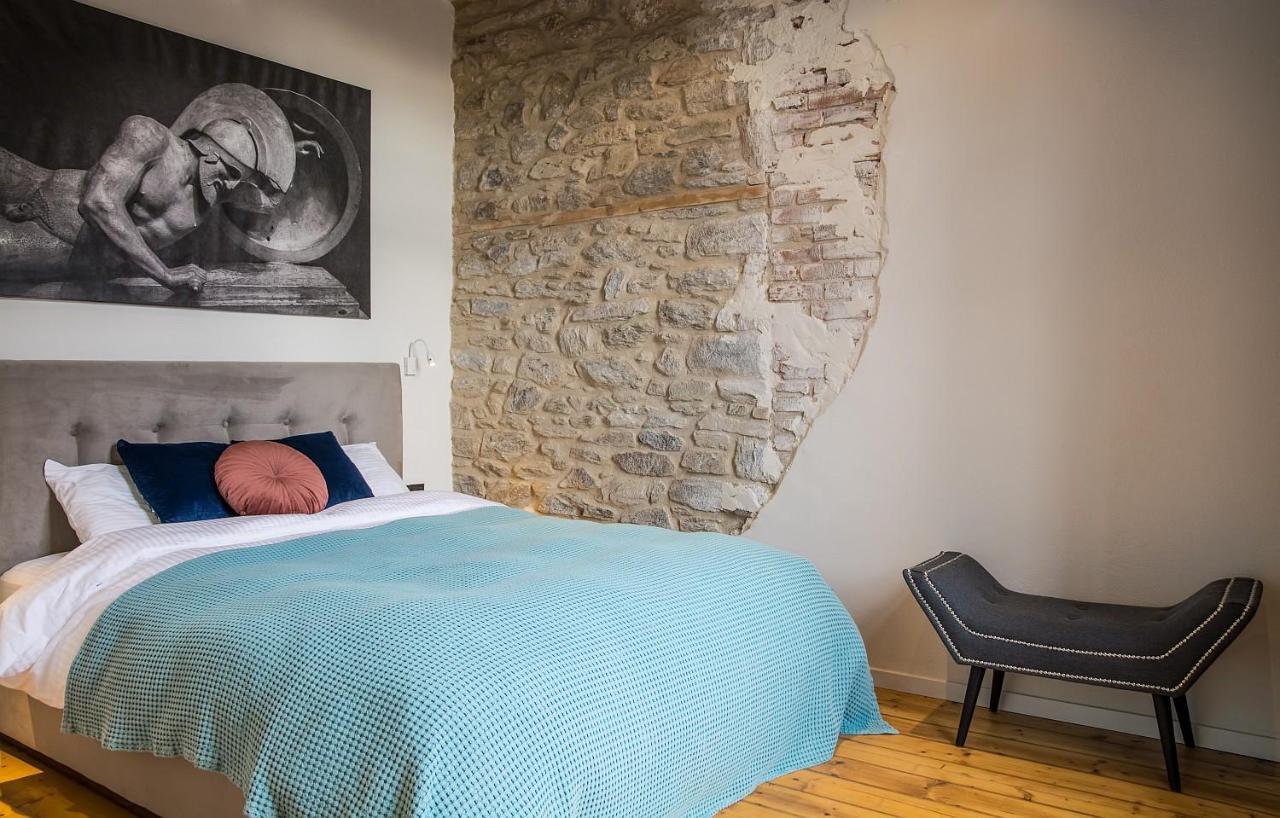 Pomegranate Suites Kavála ภายนอก รูปภาพ