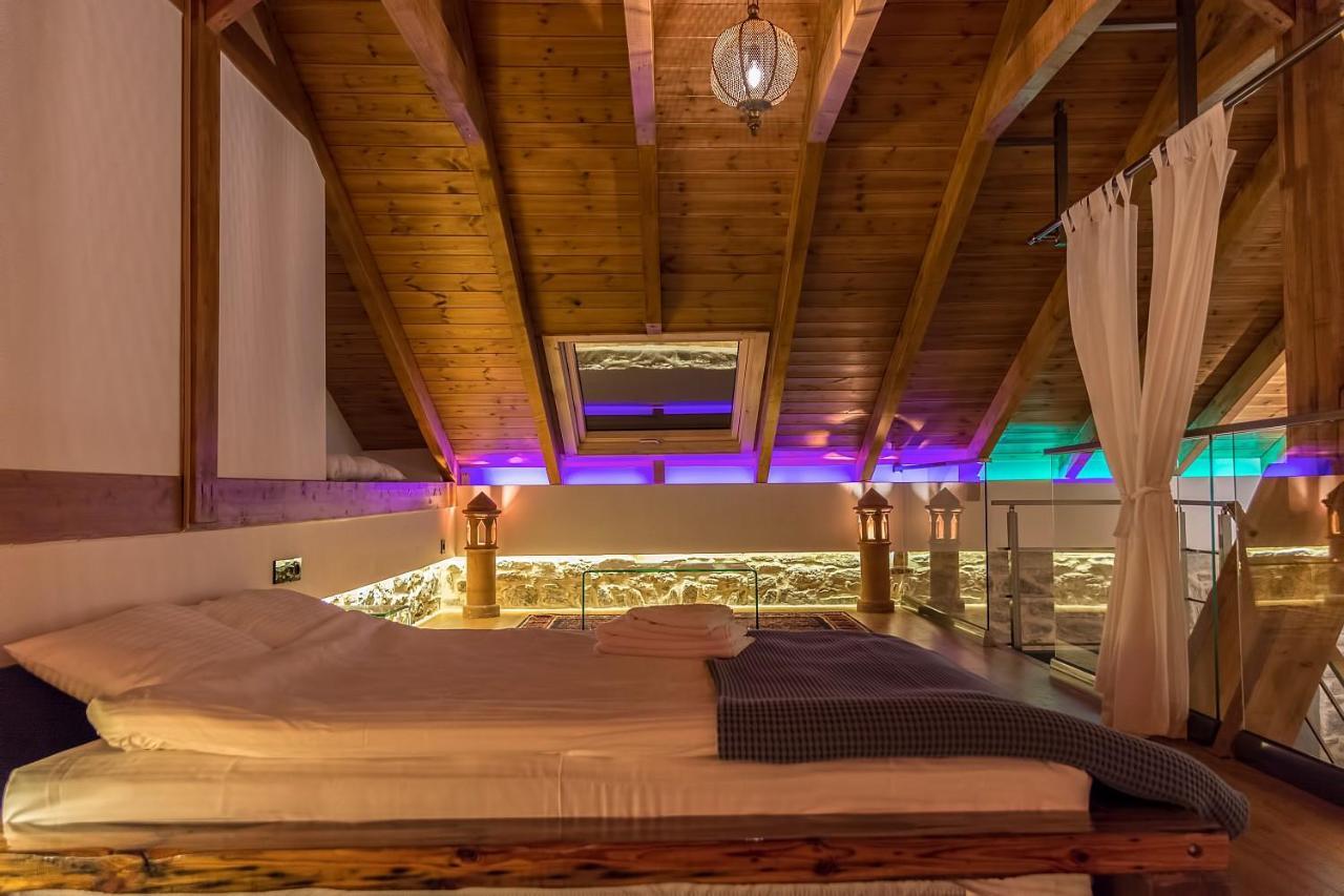 Pomegranate Suites Kavála ภายนอก รูปภาพ