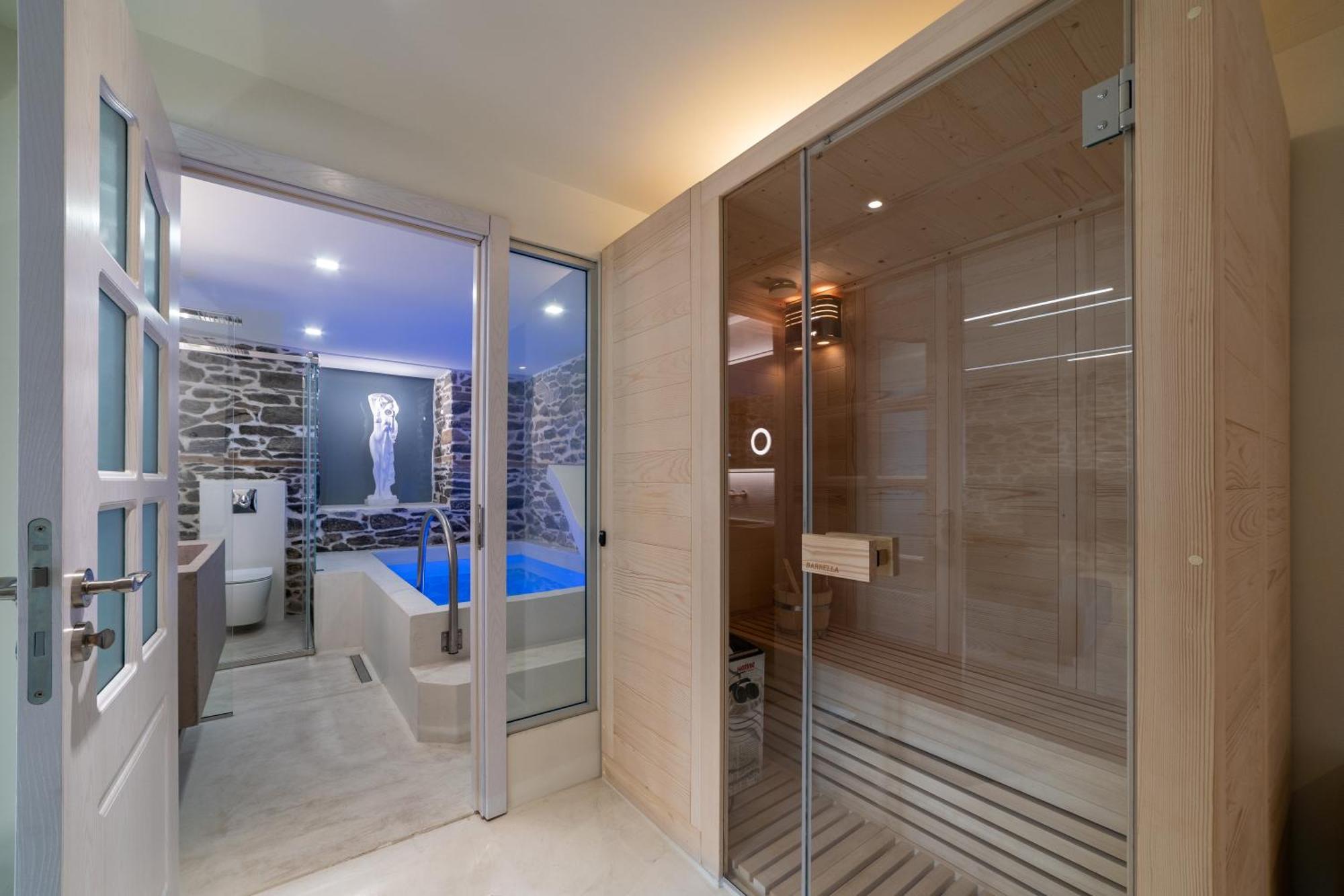 Pomegranate Suites Kavála ภายนอก รูปภาพ